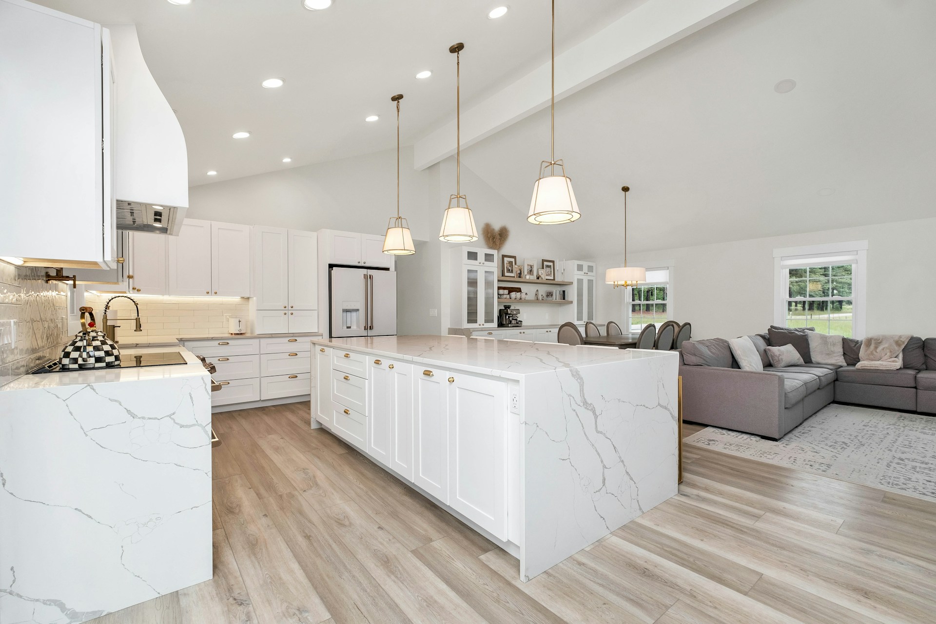 Beautiful renovated kitchen in Tampa Bay home